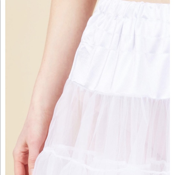 White petticoat size L - XXL - Picture 3 of 4